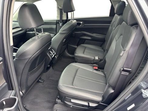 Certified 2024 Kia Sorento X-Line EX image 12