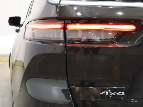 Used 2023 Jeep Grand Cherokee L Summit w/ Advanced Protech Group IV image 57