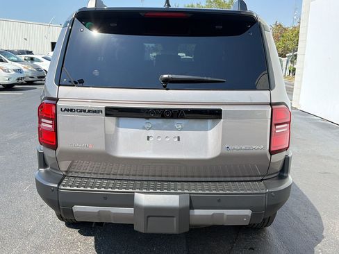 Used 2025 Toyota Land Cruiser w/ Premium Package image 10
