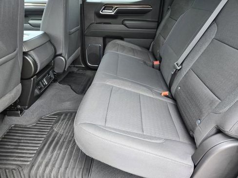Used 2024 Chevrolet Silverado 1500 LT AWD/4WD image 29