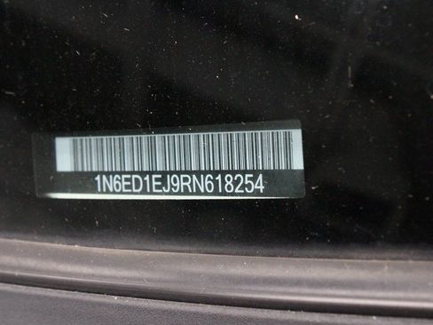 Certified 2024 Nissan Frontier SV w/ SV Convenience Package image 33