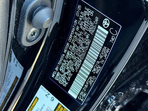 Used 2025 Toyota Corolla SE FWD image 34
