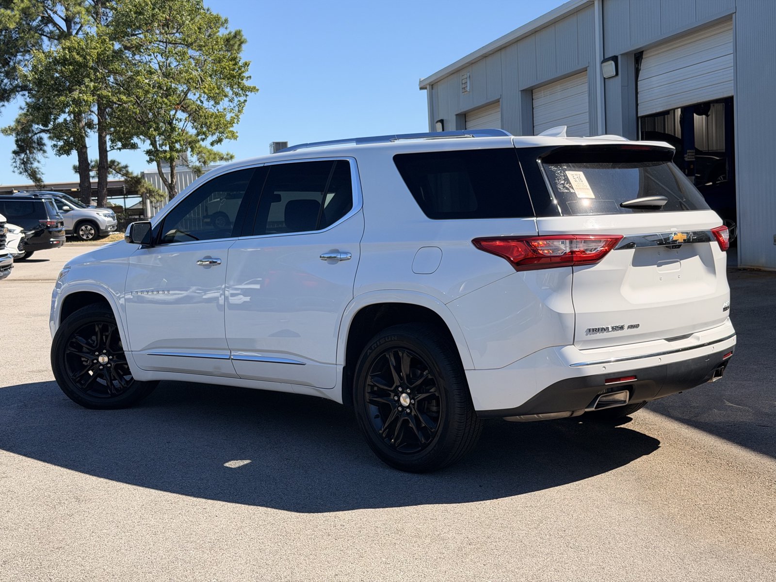 Used 2019 Chevrolet Traverse High Country w/ LPO, Floor Liner Package AWD/4WD image 10
