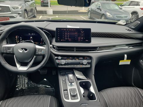 New 2026 INFINITI QX60 Autograph AWD/4WD image 3