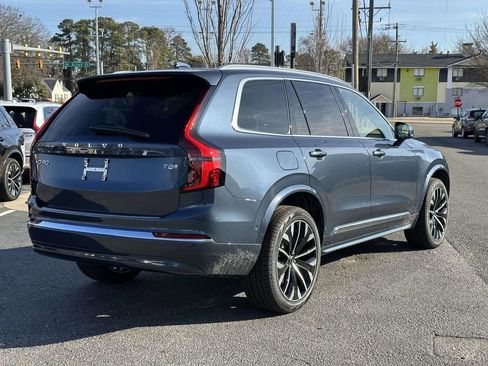 New 2026 Volvo XC90 T8 Plus w/ Protection Package Premier image 19