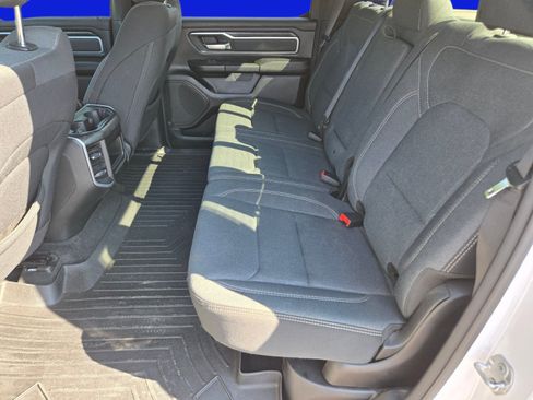 Used 2022 RAM 1500 Big Horn AWD/4WD image 17