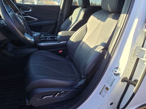 Certified 2025 Acura RDX SH-AWD image 17