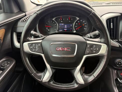 Used 2020 GMC Terrain SLE w/ Elevation Edition FWD image 15