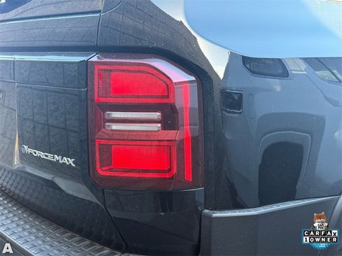 Used 2024 Toyota Land Cruiser image 10