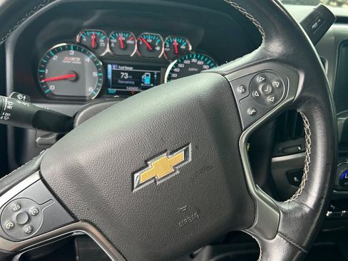 Used 2018 Chevrolet Silverado 1500 LT w/ All Star Edition AWD/4WD image 9
