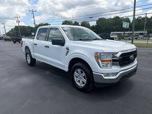 Used 2022 Ford F150 XLT w/ Equipment Group 301A Mid AWD/4WD image 3