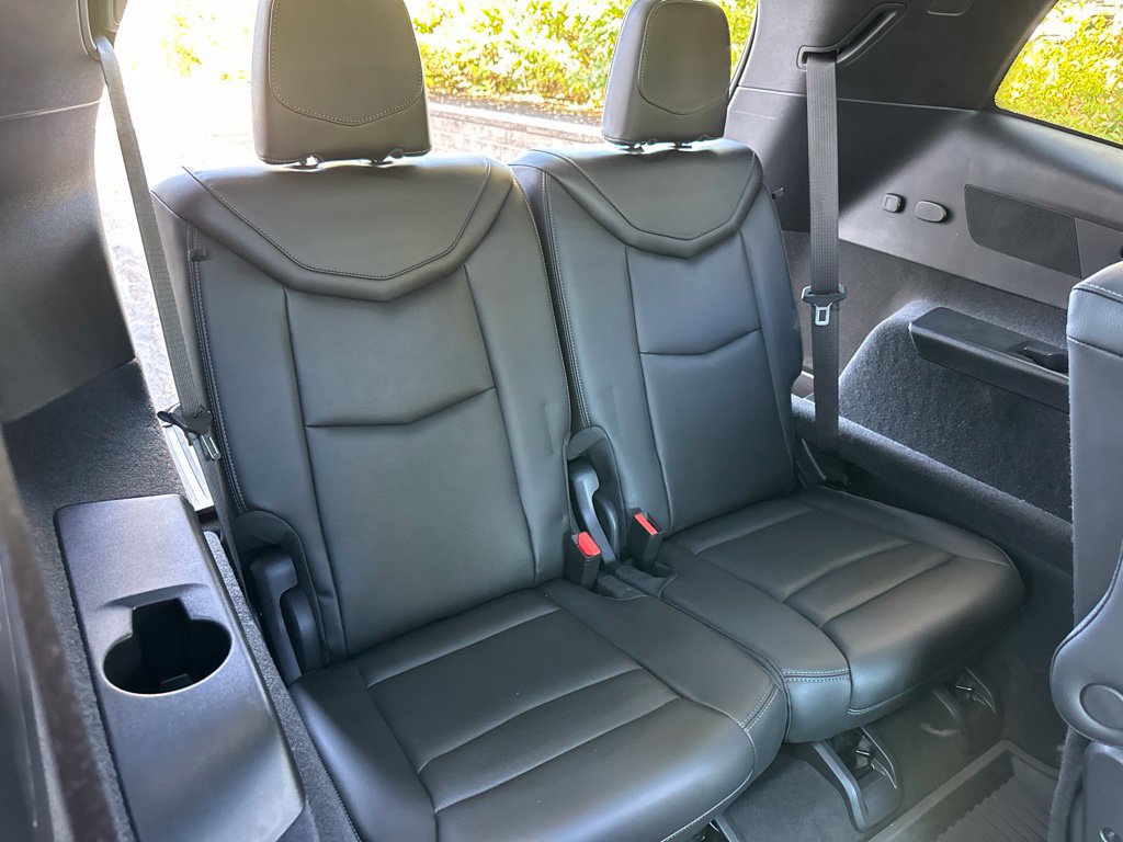 Used 2025 Cadillac XT6 Premium Luxury w/ LPO, Floor Liner Package AWD/4WD image 37