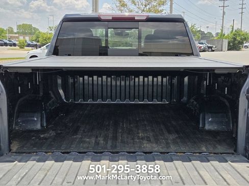 Used 2021 Chevrolet Silverado 1500 RST w/ Convenience Package II AWD/4WD image 13