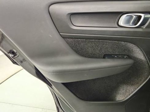 Certified 2023 Volvo C40 P8 Recharge Plus w/ Protection Package Premier AWD/4WD image 27