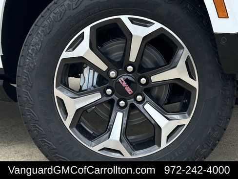 New 2026 GMC Yukon AT4 Ultimate image 9