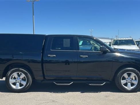 Used 2014 RAM 1500 Express RWD image 2