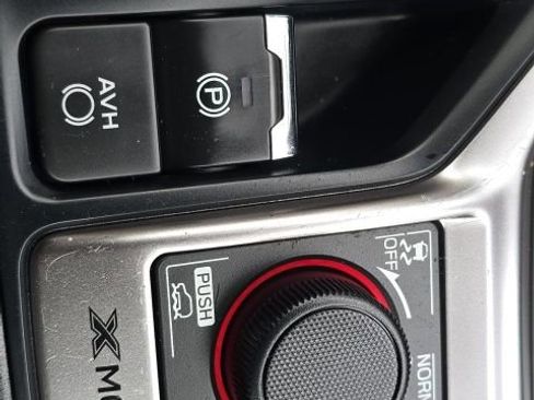 Certified 2022 Subaru Forester Premium image 18