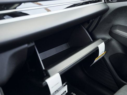 Used 2025 Mitsubishi Outlander SE image 54