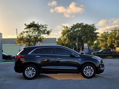 Used 2017 Cadillac XT5 FWD w/ LPO, Wheel Lock Package image 4
