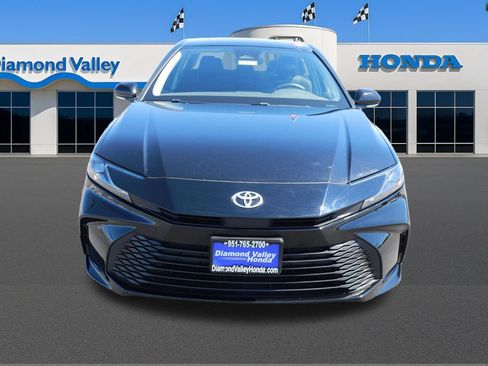 Used 2025 Toyota Camry LE w/ Convenience Package FWD image 2