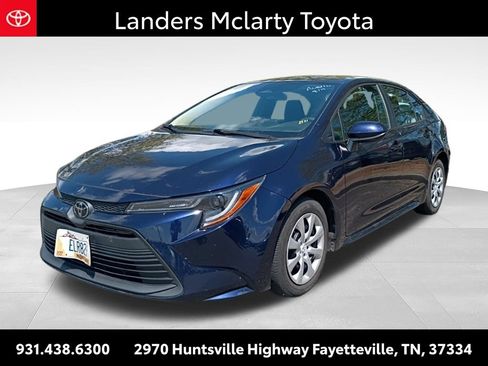 Used 2024 Toyota Corolla LE FWD image 4