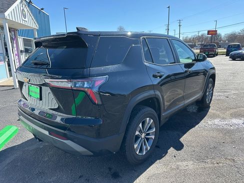 Used 2025 Chevrolet Equinox LT image 7