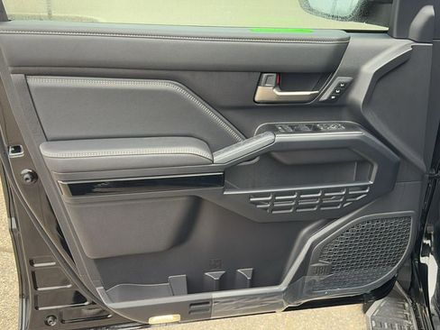 New 2026 Toyota 4Runner Limited AWD/4WD image 13