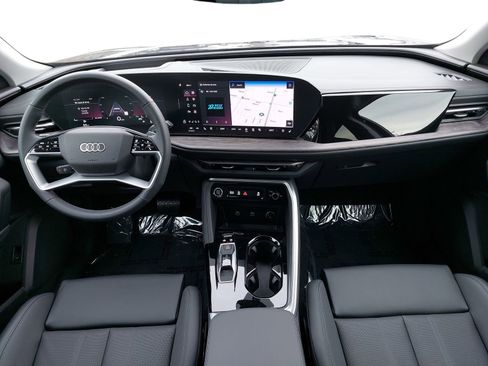 New 2025 Audi Q5 Premium Plus image 9