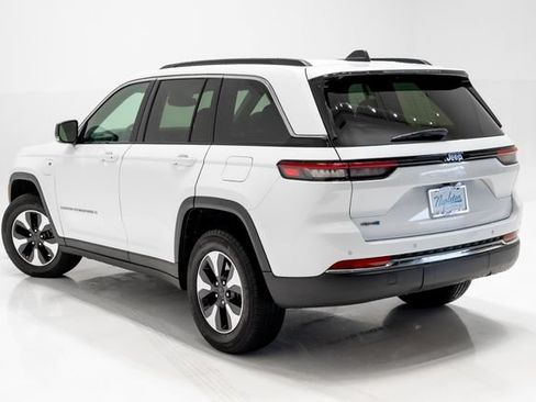 Used 2024 Jeep Grand Cherokee Limited 4xe w/ Trailer Tow Package AWD/4WD image 34