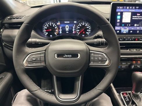 New 2025 Jeep Compass Limited w/ Sun & Sound Group image 16