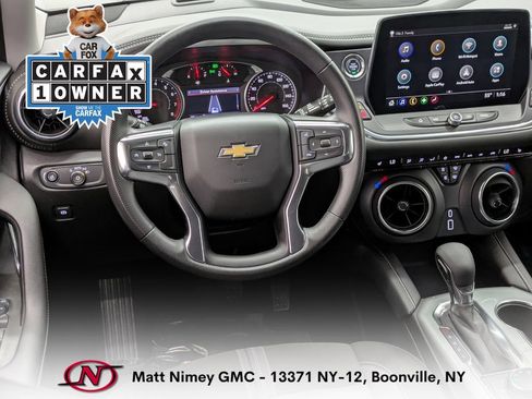 Used 2025 Chevrolet Blazer LT AWD/4WD image 4