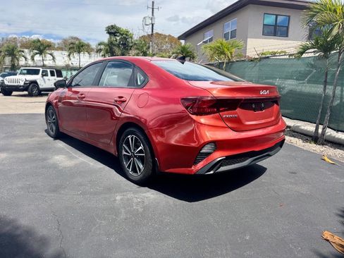 Used 2023 Kia Forte LXS w/ LXS Technology Package image 7