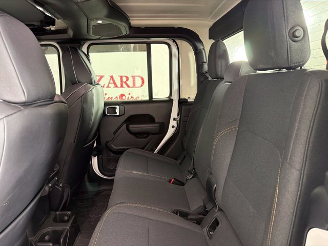Used 2024 Jeep Gladiator Sport AWD/4WD image 28