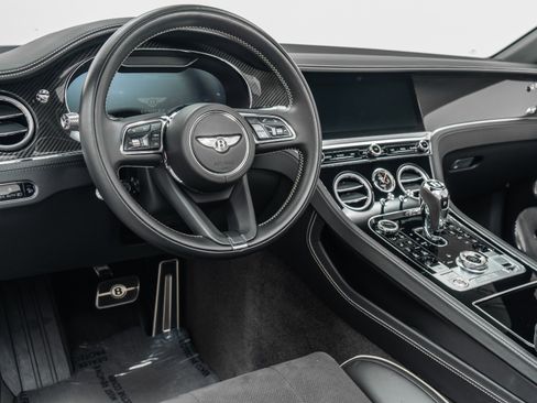 Used 2023 Bentley Continental GT V8 image 13