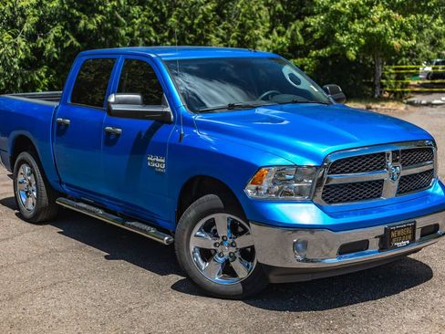 Used 2023 RAM 1500 Tradesman w/ Tradesman SXT Package AWD/4WD image 2