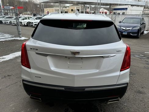 Used 2018 Cadillac XT5 Base image 36