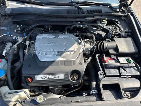 Used 2011 Honda Accord EX-L image 5