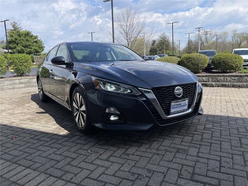 Used 2019 Nissan Altima 2.5 SL FWD image 7
