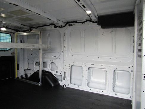Used 2020 Ford Transit 150 Low Roof RWD image 17