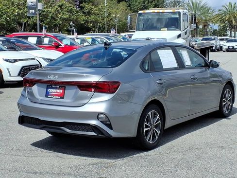 Certified 2024 Kia Forte LXS FWD image 5