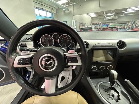 Used 2009 MAZDA MX-5 Miata Grand Touring RWD image 7