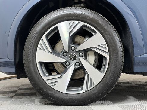 Certified 2025 Audi Q6 e-tron Premium Plus w/ Premium Plus image 12