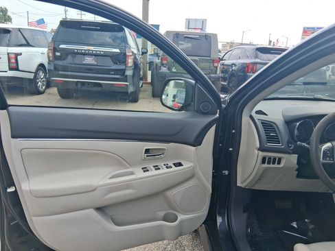 Used 2021 Mitsubishi Outlander Sport LE AWD/4WD image 11