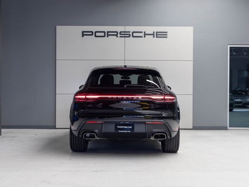 Certified 2026 Porsche Macan image 6