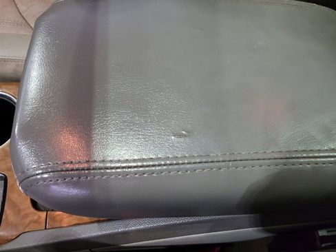 Used 2008 Buick Enclave CXL w/ Entertainment Package #2 image 41