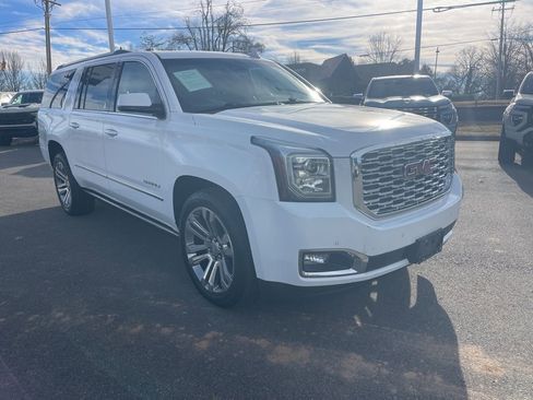 Used 2019 GMC Yukon XL Denali w/ Denali Ultimate Package image 7