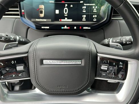 Certified 2023 Land Rover Range Rover SE image 12