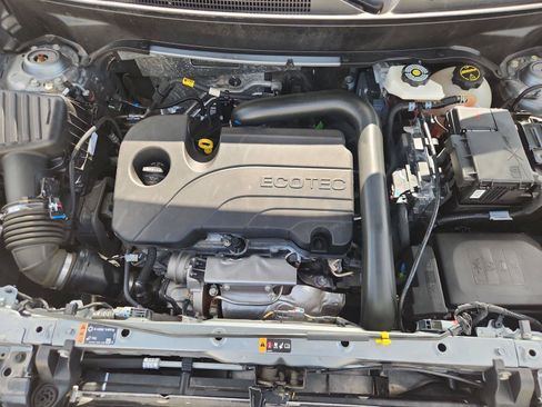 Used 2024 Chevrolet Equinox RS FWD image 28