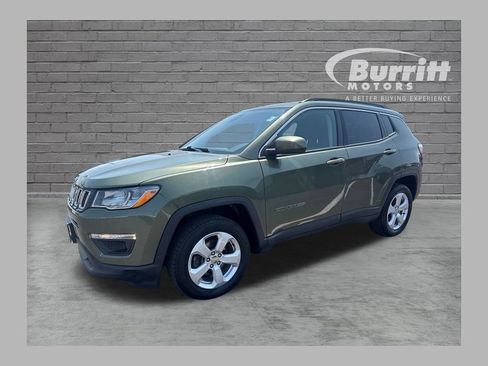 Used 2020 Jeep Compass Latitude w/ Cold Weather Group AWD/4WD image 1