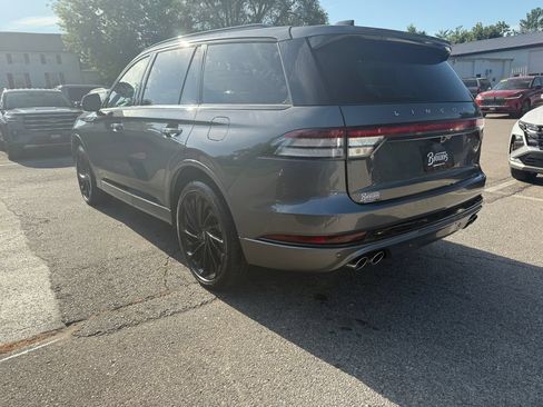 Used 2025 Lincoln Aviator Reserve w/ Equipment Group 201A AWD/4WD image 7
